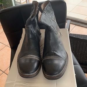 Black Steve Madden leather boots